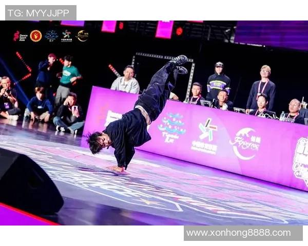 成都街舞队在世界攀岩锦标赛中的精彩节奏表现与赛事点评分析